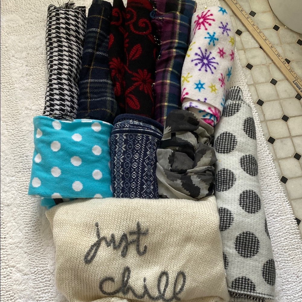 Assorted Patterned Scarves Collection of 10 aerie express lane Bryant